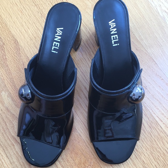 Vaneli Patent Leather Block Heel Strap Slide On Sandals - NEW - Picture 4 of 5